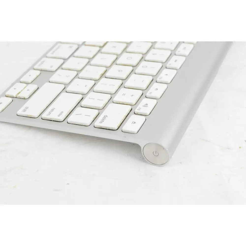 Apple A1314 Magic Keyboard Bluetooth Wireless Aluminum White
